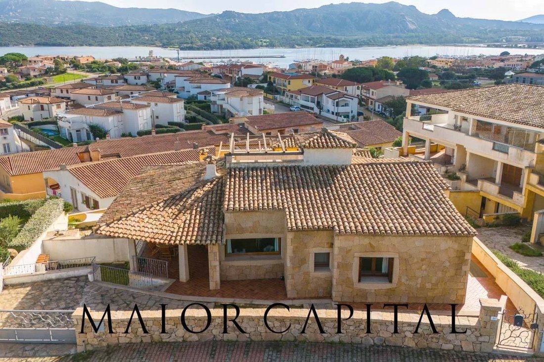 House in Area Arzachena Paese, Arzachena, Sardinia 1 - 17638136