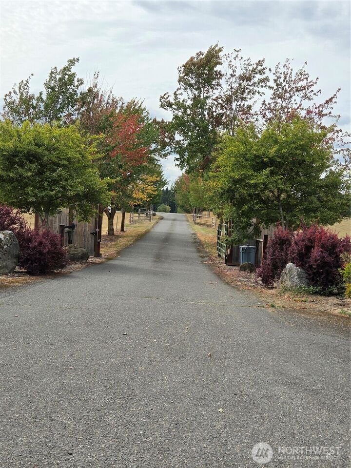 Farm Ranch in Roy, Washington, United States 4 - 17638825
