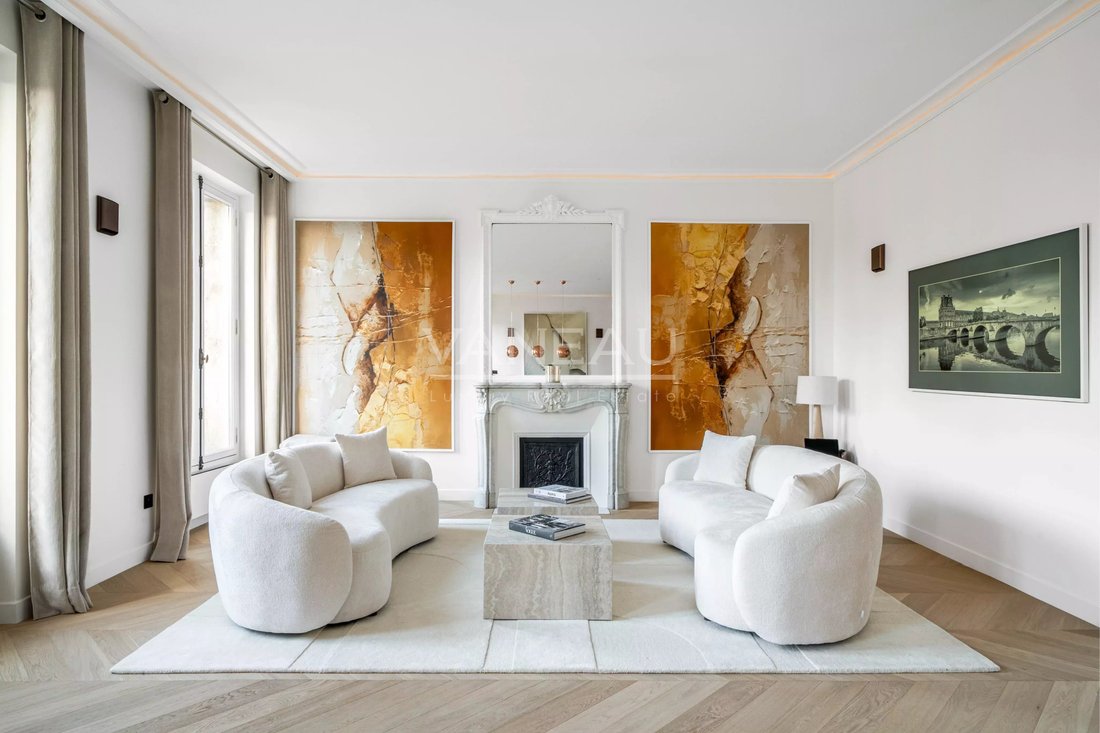 Apartment in Gros Caillou, Paris 7e Arrondissement, Paris 4 - 17633786