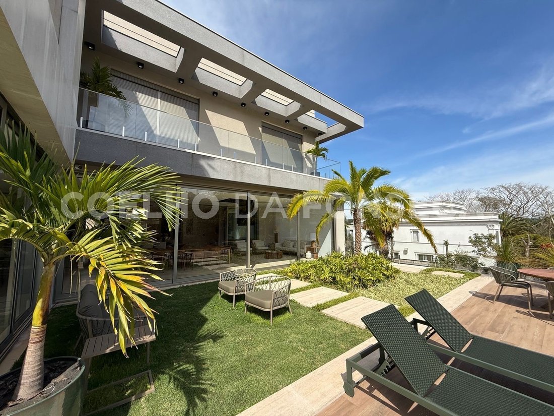 Condo in Santana de Parnaíba, State of São Paulo, Brazil 1 - 15492599