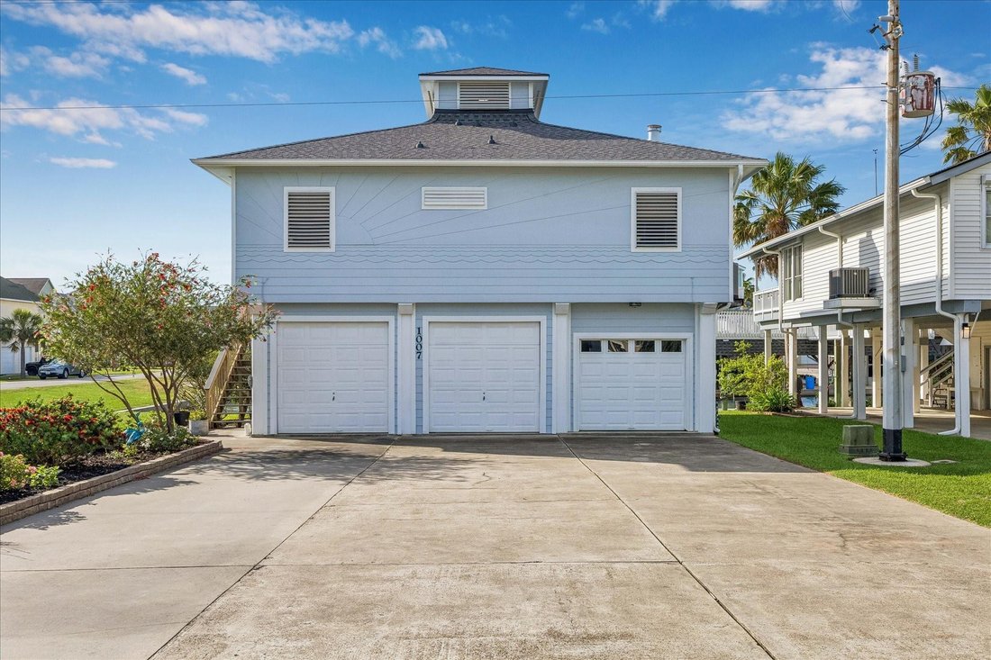 House in Galveston, Texas, United States 1 - 17628763