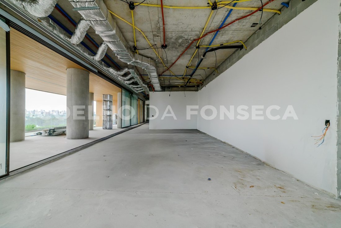 Condo in São Paulo, State of São Paulo, Brazil 1 - 17639318