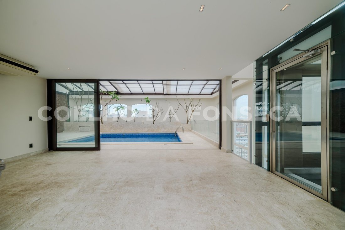 Condo in São Paulo, State of São Paulo, Brazil 5 - 17637928