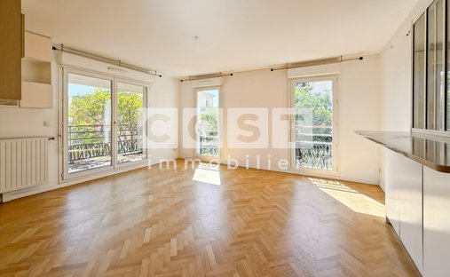 Apartment in Gennevilliers, Ile-de-France, France 1