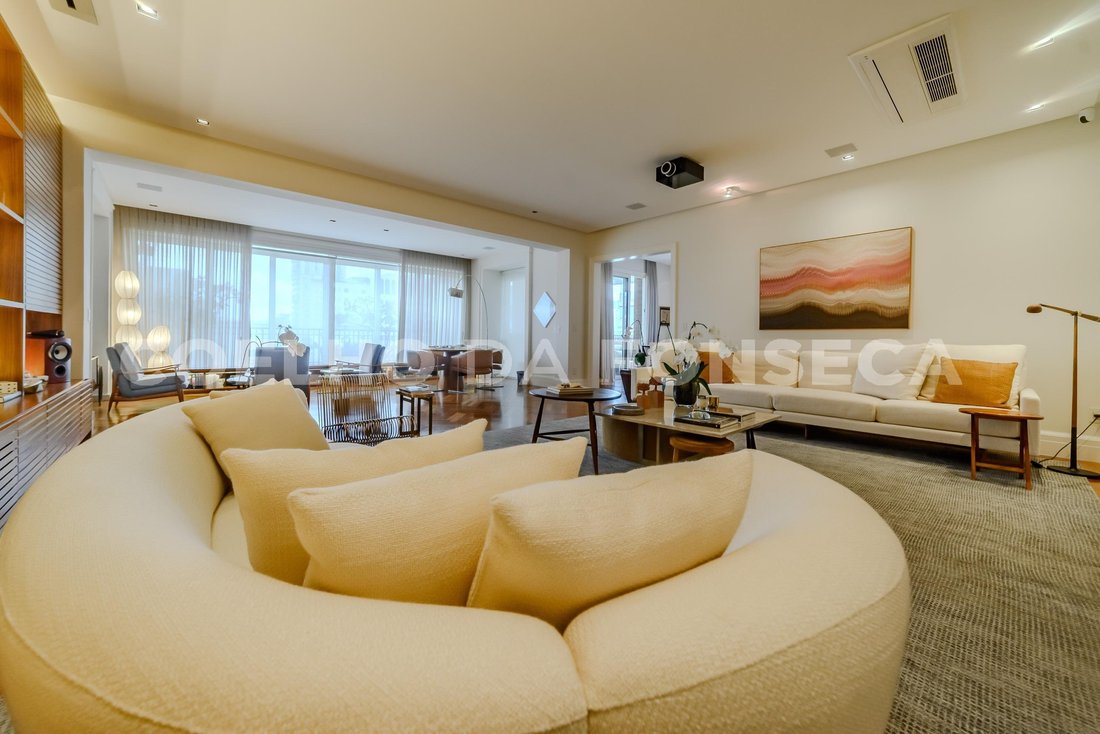 Condo in São Paulo, State of São Paulo, Brazil 4 - 17639258