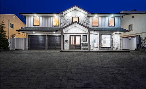 House in Oceanside, New York, United States 1