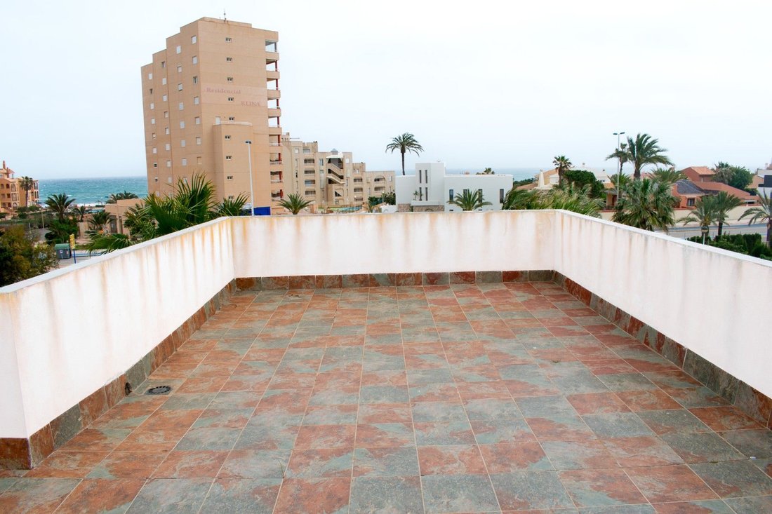 Villa in La Manga del Mar Menor, San Javier, Región de Murcia 2 - 17639556