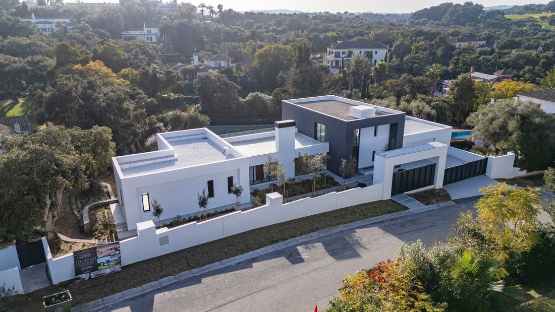 House in Sotogrande, San Roque, Andalusia 1 - 17637856