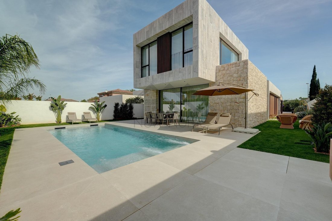 Villa in l'Eliana, Valencian Community, Spain 3 - 17630912