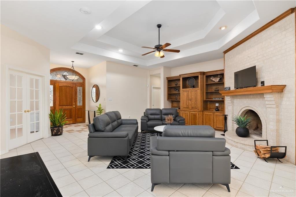 House in Elsa, Texas, United States 4 - 17627672