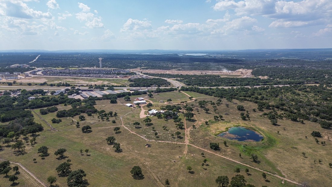 Farm Ranch in Marble Falls, Texas, United States 4 - 17639403
