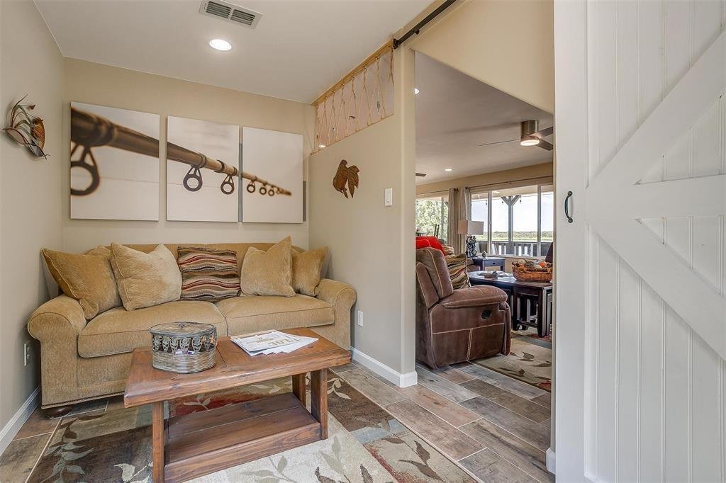 House in Granbury, Texas, United States 5 - 17633004