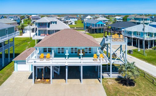House in Bolivar Peninsula, Texas, United States 1