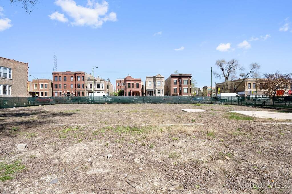 Land in Chicago, Illinois, United States 3 - 17636963