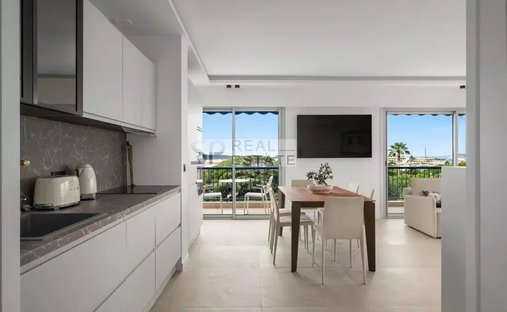 Apartment in La Source, Cannes, France 1