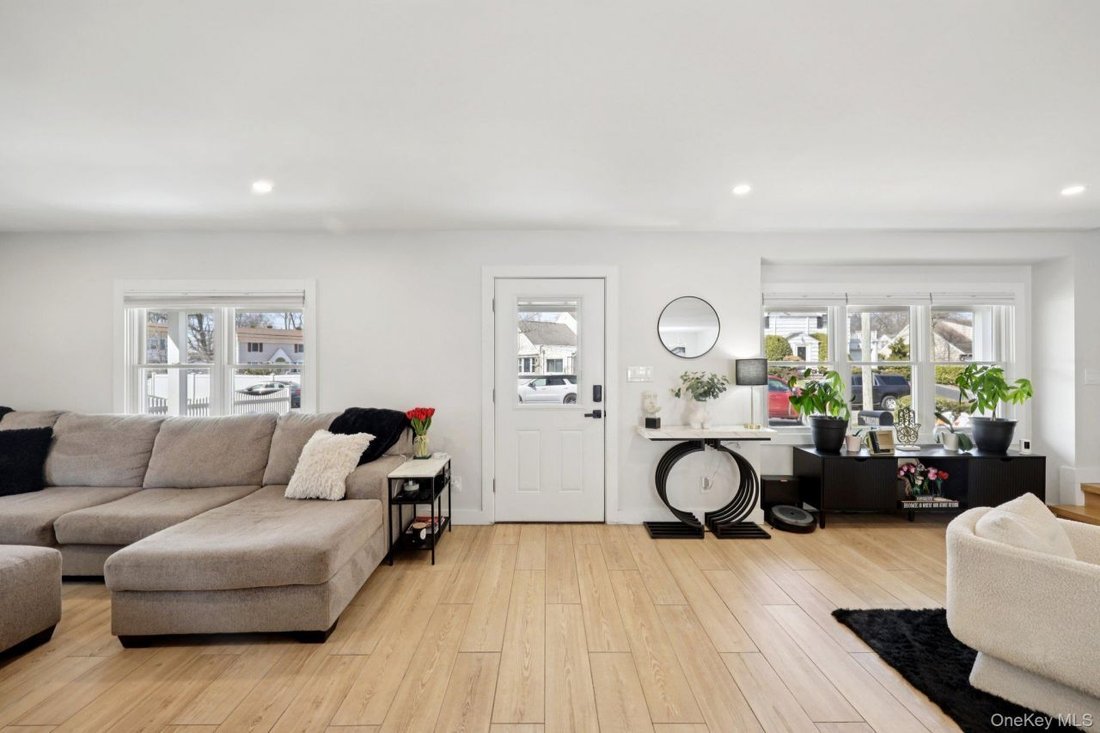 House in Hewlett, New York, United States 5 - 17635623