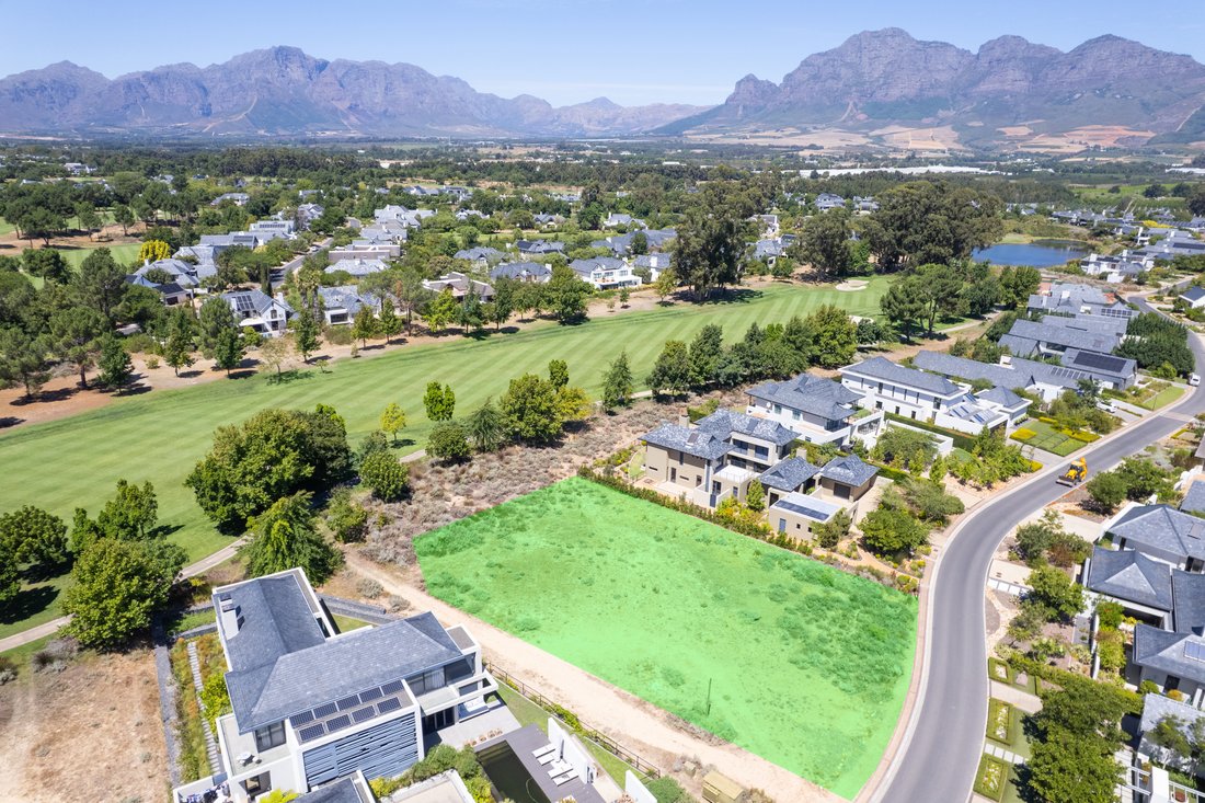 Land in Pearl Valley Golf Estate and Spa, Western Cape, South Africa 1 - 17630356