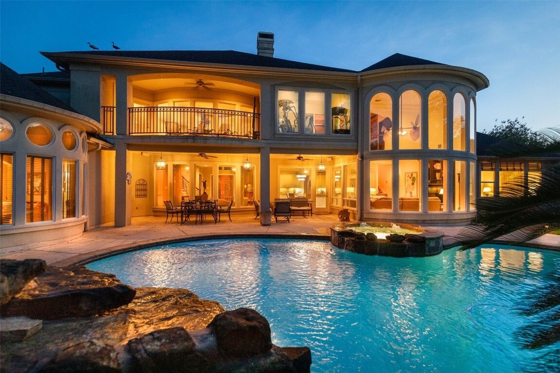 House in Sugar Land, Texas, United States 2 - 17628532