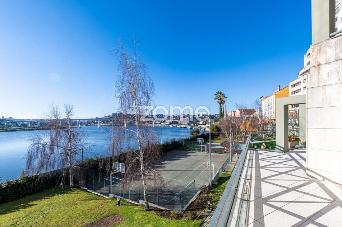 Wohnung in Valbom, Distrikt Porto, Portugal 2 - 17634094