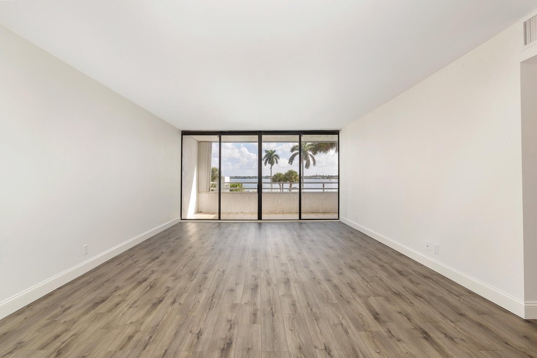 Condo in West Palm Beach, Florida, United States 3 - 17629527