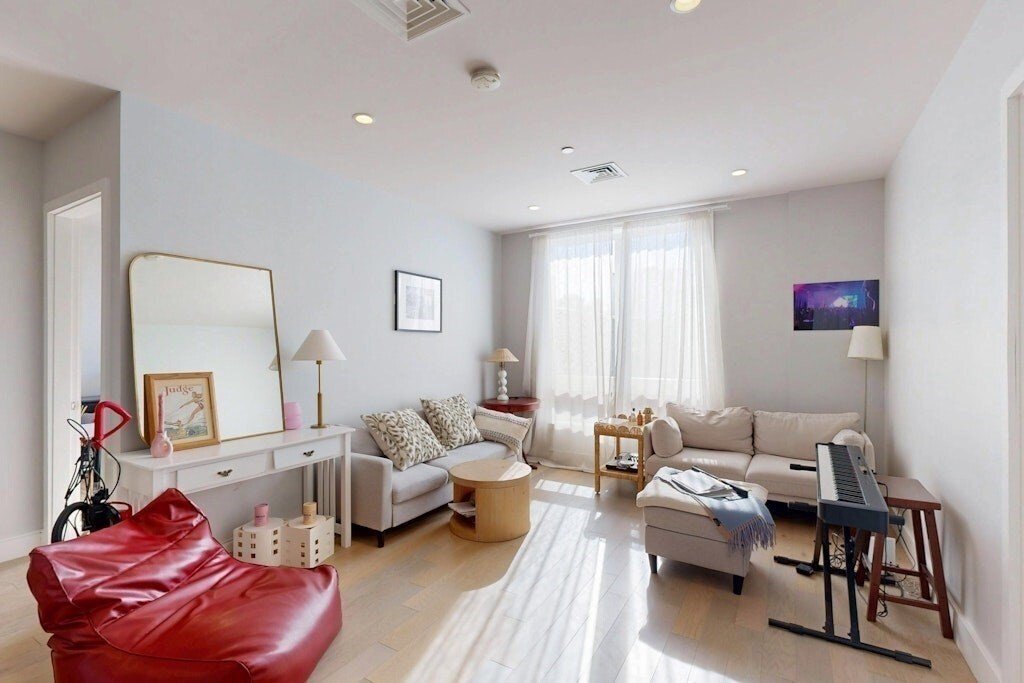 Condo in Boston, Massachusetts, United States 3 - 17150000
