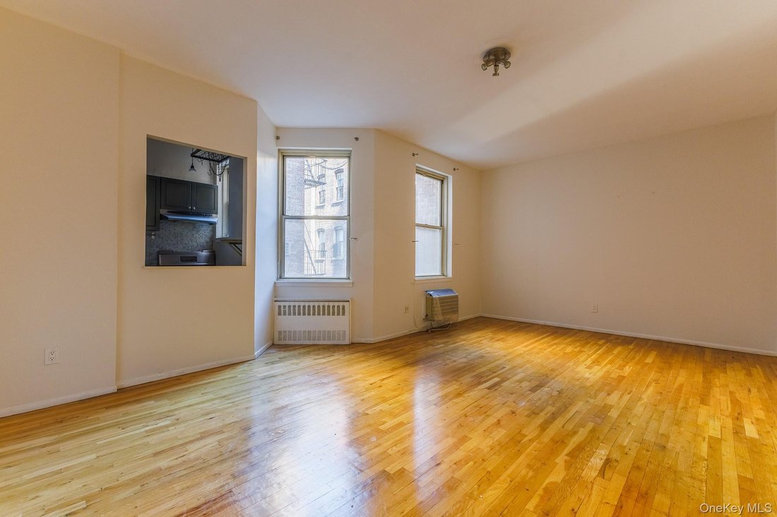 Co Op in New York, New York, United States 5 - 17638687