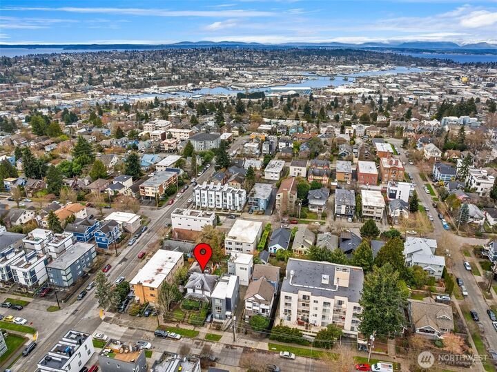 House in Seattle, Washington, United States 5 - 17642827