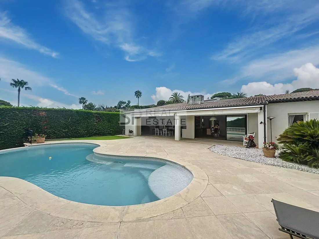 Villa in Vaug, Villeneuve-Loubet, Frankreich 1 - 14432818
