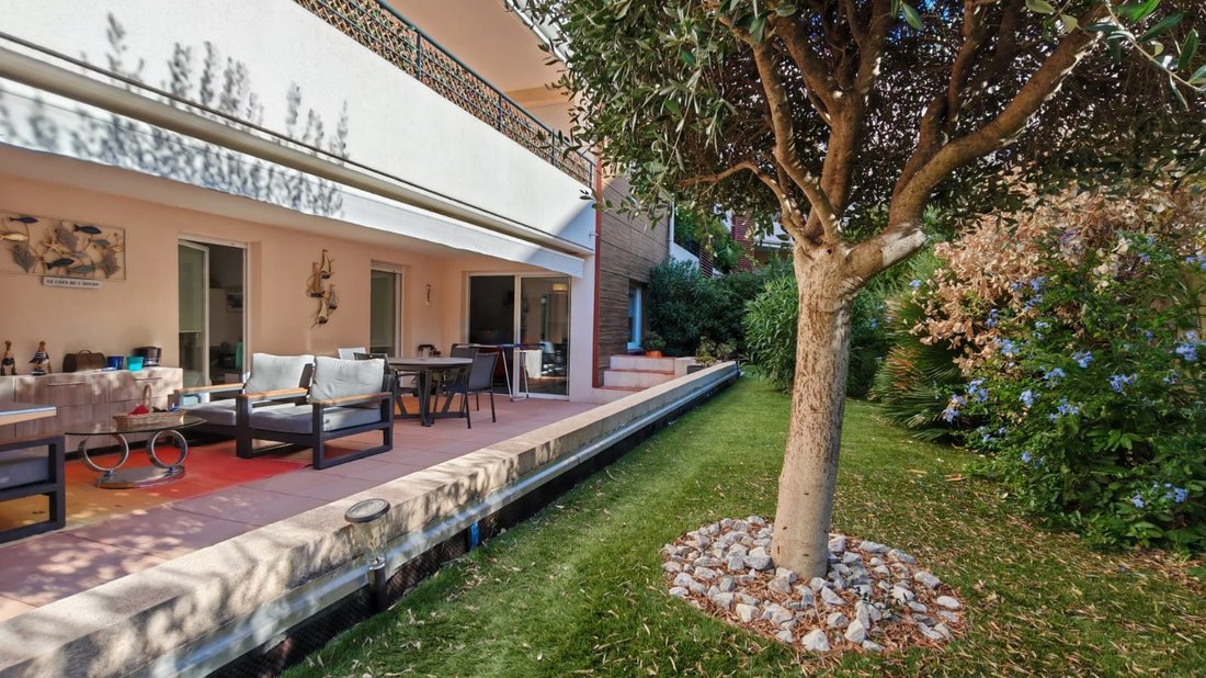 Apartment in Le Dramont-Agay-Anthéor-Le Trayas, Saint-Raphaël, France 4 - 17632071