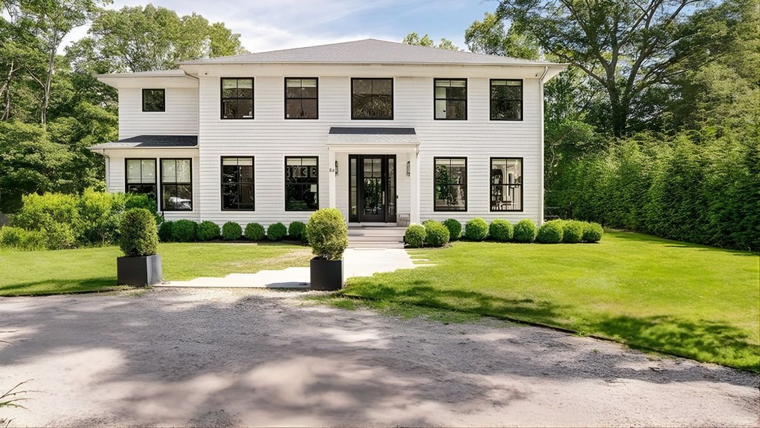 Sag Harbor, New York, United States 5 - 17602563