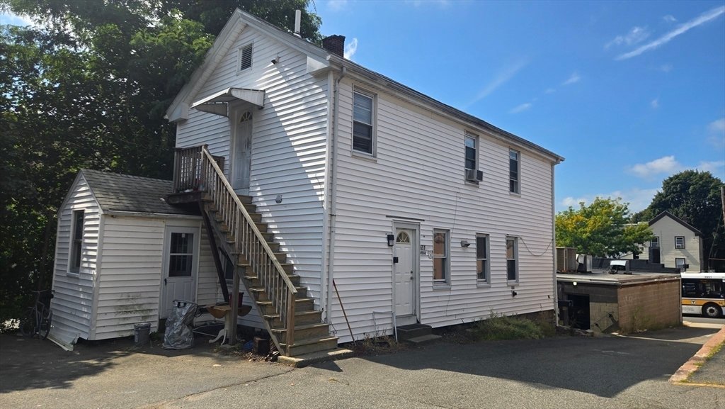 House in Canton, Massachusetts, United States 2 - 17636801