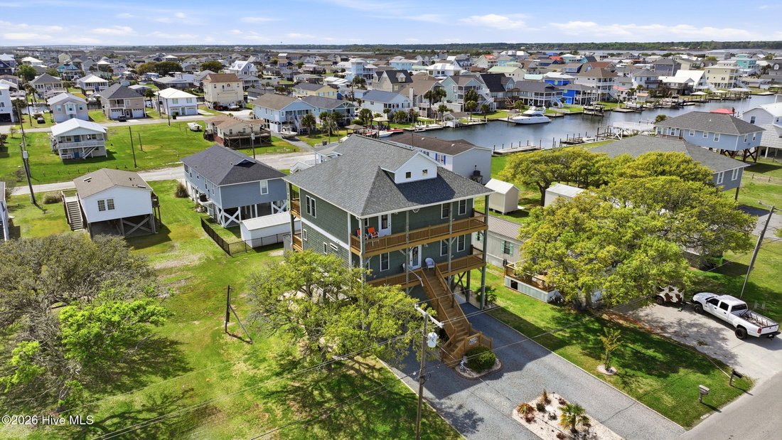 House in Topsail Beach, North Carolina, United States 4 - 17631745