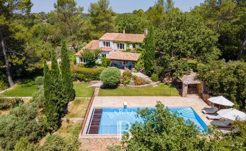 House in Est, Saint-Maximin-la-Sainte-Baume, France 1