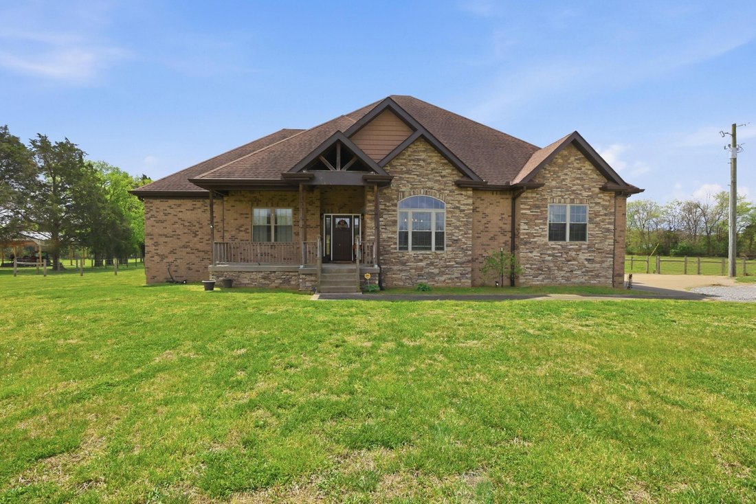 House in Watertown, Tennessee, United States 1 - 17628423