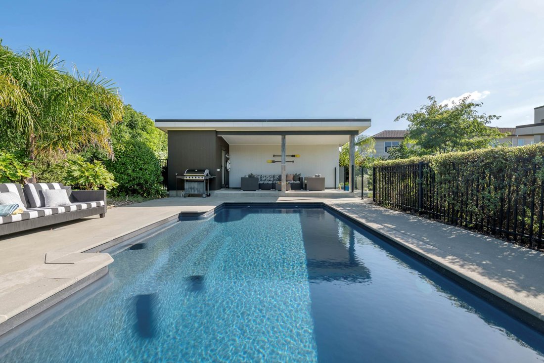 House in Beachlands, Auckland, New Zealand 1 - 17641026
