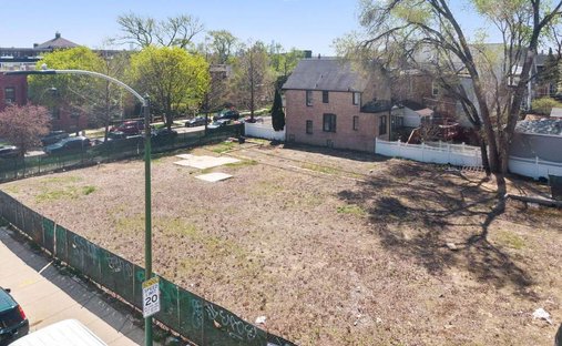 Land in Chicago, Illinois, United States 1