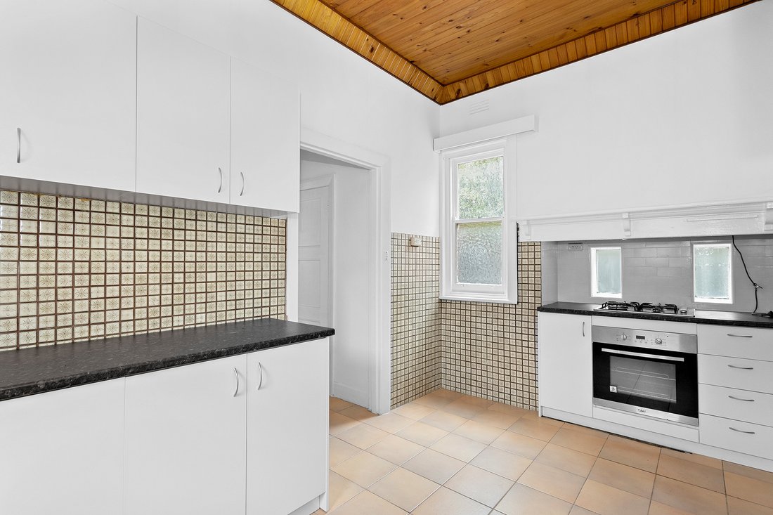 House in St Kilda, Victoria, Australia 5 - 17640766
