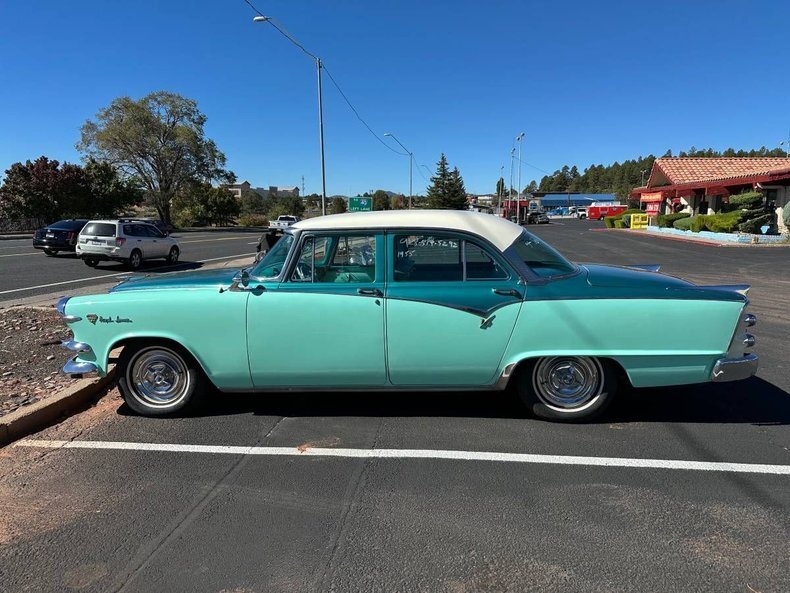 Sedan in Glendale, United States 1 - 17638970
