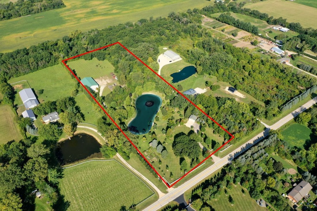 Land in Marengo, Illinois, United States 1 - 17635472