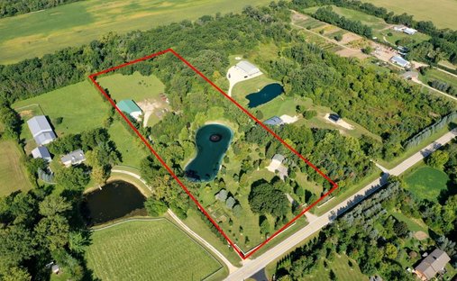 Land in Marengo, Illinois, United States 1