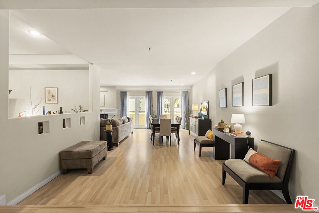 Condo in Los Angeles, California, United States 4 - 17630888