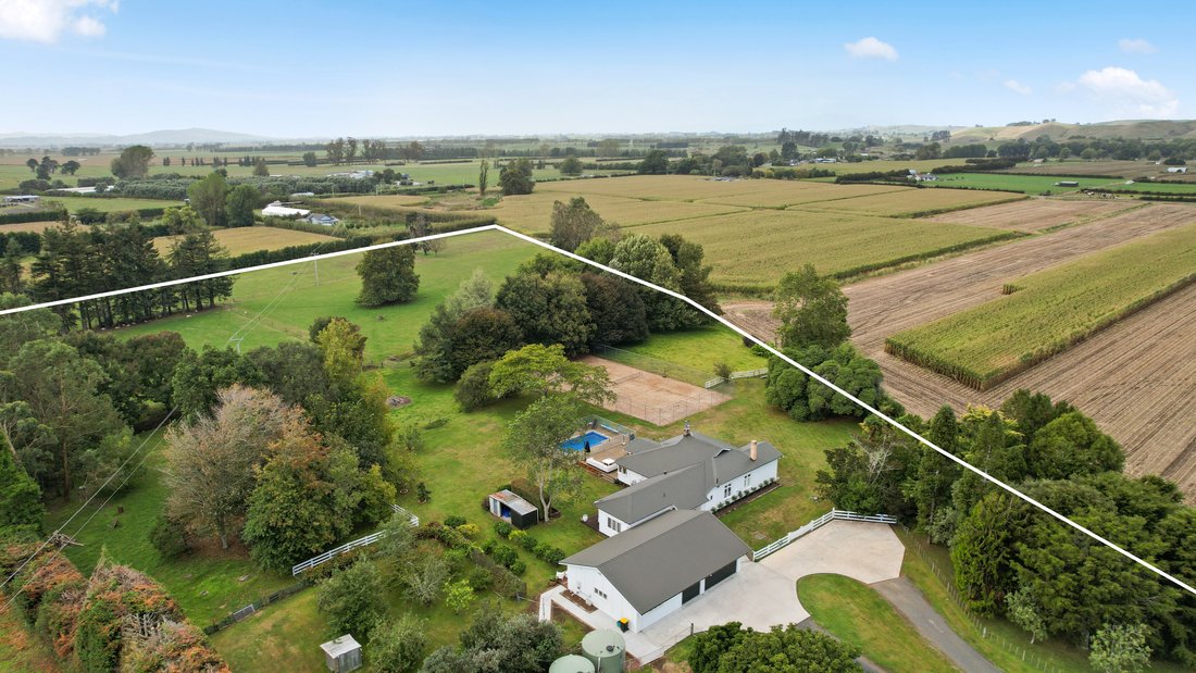 Eureka, Waikato, New Zealand 2 - 17617615