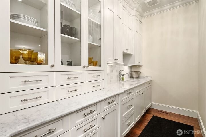 House in Seattle, Washington, United States 5 - 17385131