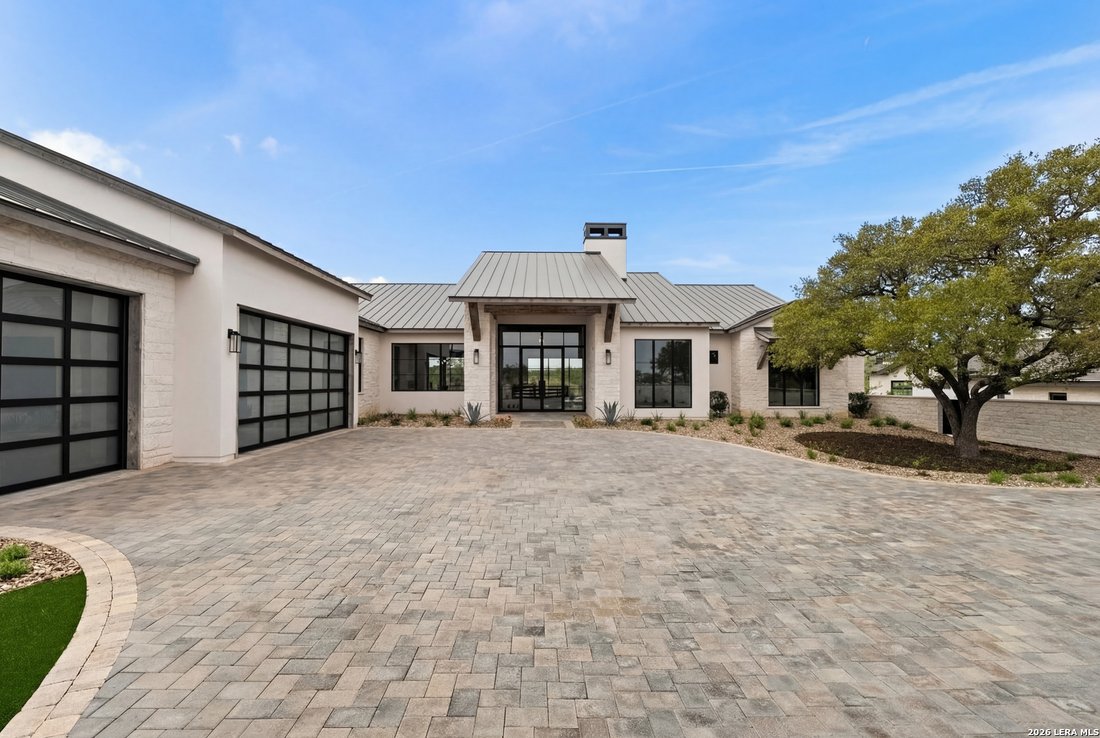 House in Boerne, Texas, United States 4 - 15914820