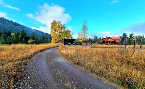 House in Clark Fork, Idaho, United States 1
