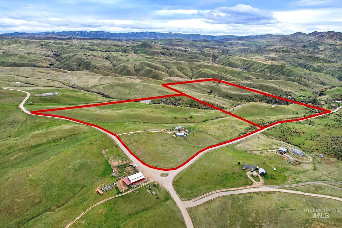 House in Sweet, Idaho, United States 2 - 17632158