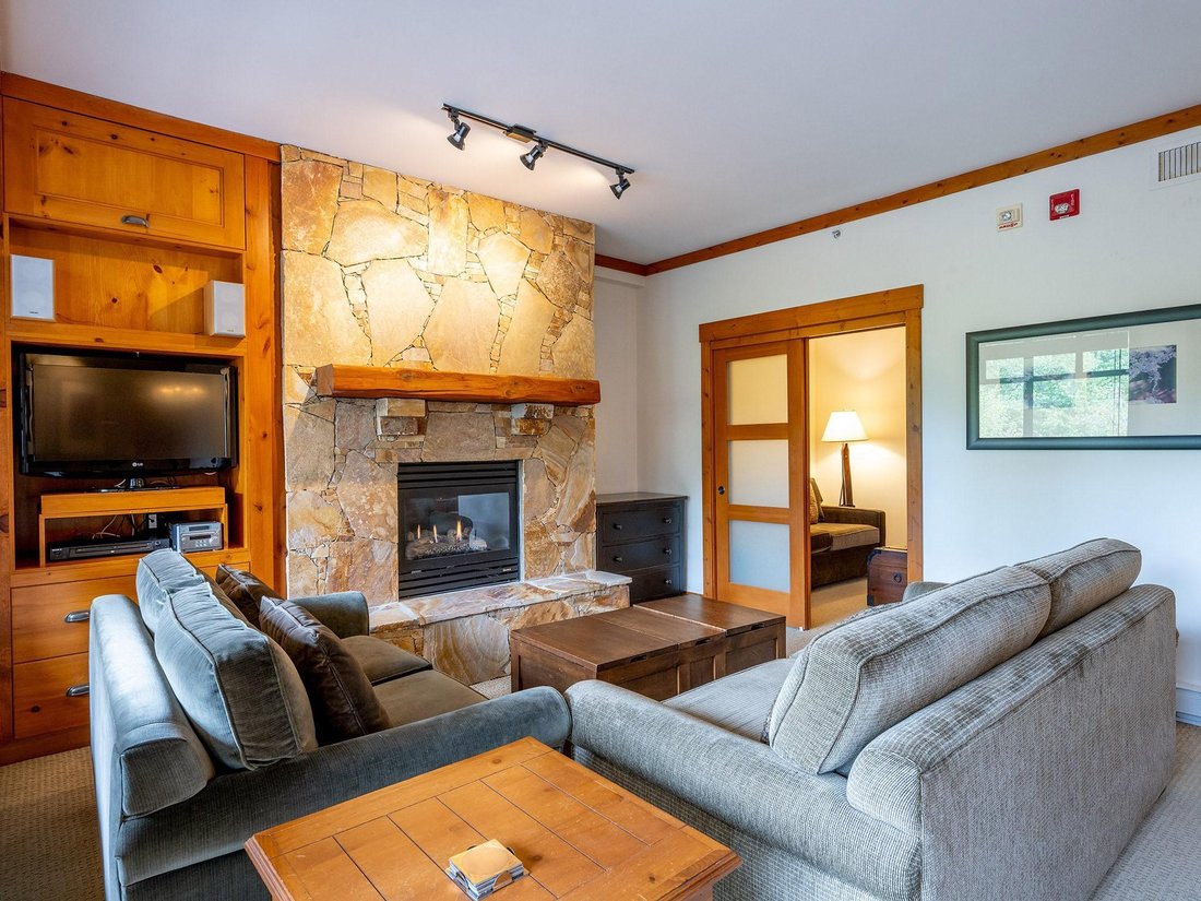 House in Whistler, British Columbia, Canada 2 - 17636376