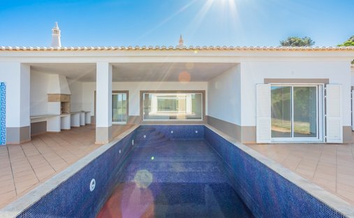 House in Vila do Bispo e Raposeira, Algarve, Portugal 1