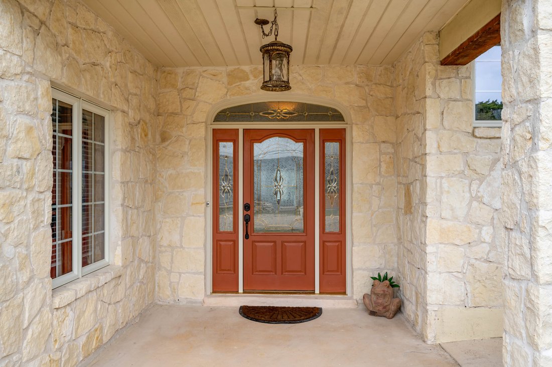 House in Pipe Creek, Texas, United States 4 - 17636231