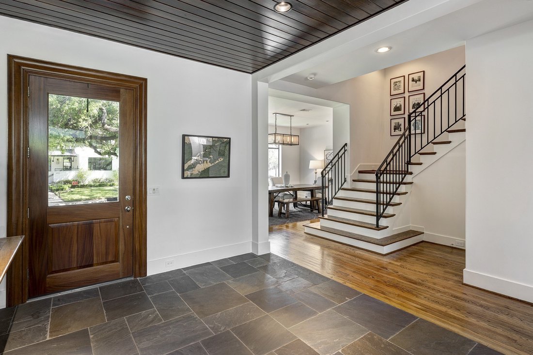 Elegant Open Floorplan With Private In Houston, Texas, Vereinigte ...